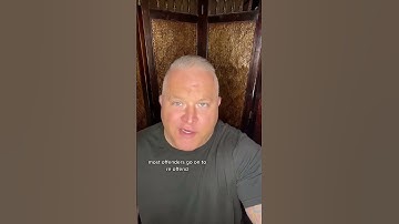 Online dating background check. #garbo