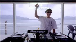 💣Lioggiu Flamel at Easy Bar, Predore 🇮🇹 | Earworm 🎶