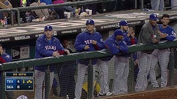 TEX@SEA: Andrus draws a walk to force home a run