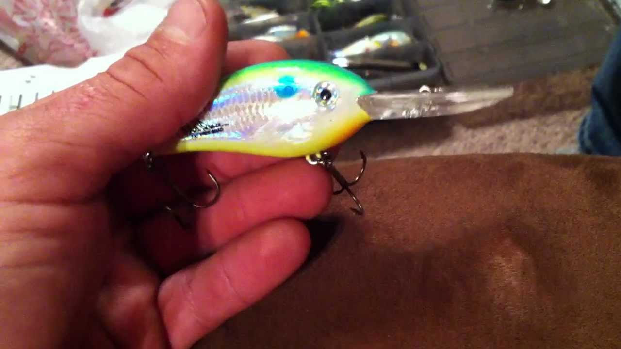 Bomber Bill Dance Fat Free Shad CrankBait Hardbait Product Review ..  AMAZING BASS LURE!! 