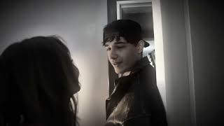 Ahmetin Feridenin Dudağına Bakması Peki