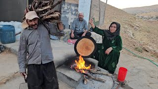 Ahmad went to the mountain to collect firewood; the smell of fresh bread filled the mountain hut.
