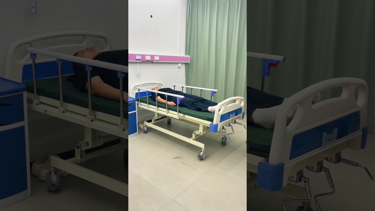 Kasur medis manual ini bisa atur posisi kepala, kaki, dan tinggi tempat tidur.