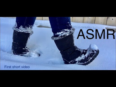 ASMR - Walking in cold crunchy snow