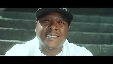 Dr. Dre, Snoop Dogg, Ice Cube - Back In The Game ft. Eminem, Eve, Jadakiss, Method Man, The Lox, DMX