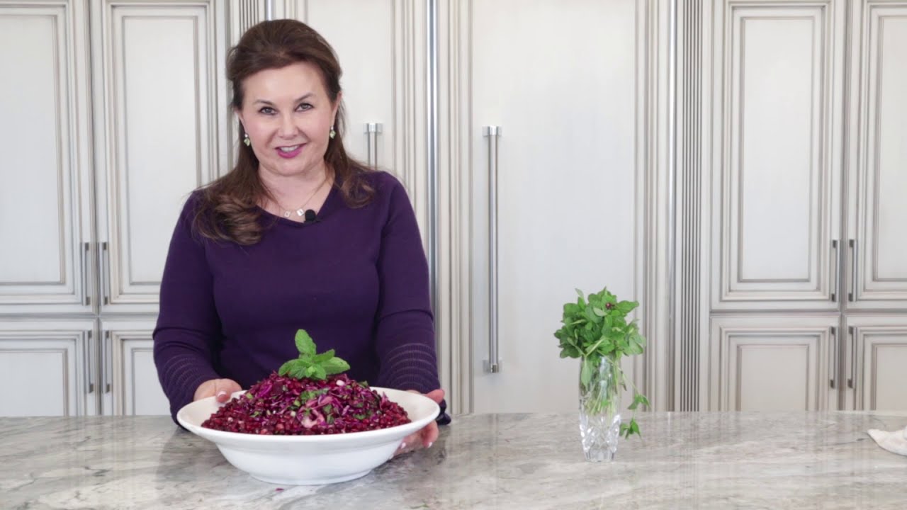 RED CABBAGE SALAD سلطة لهانة حمراء samira's kitchen episode # 223