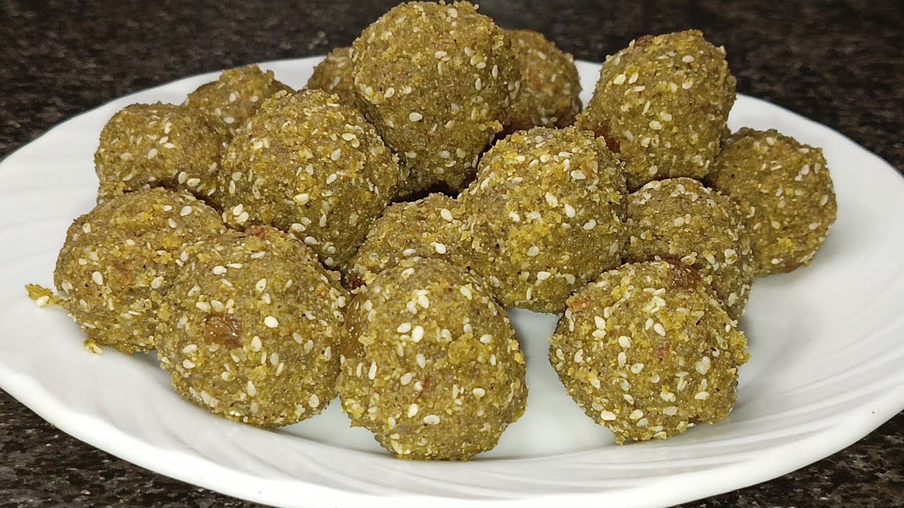 Green Moong laddu Recipe By Kitchen With Sadia । Hari moong ke laddu। Pasi Paruppu Laddu