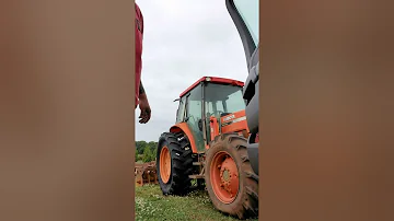 Kolik váží traktorová pneumatika 18,4 30?