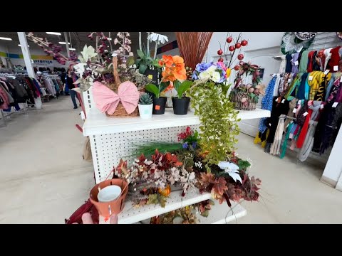ASMR Thrift Store Walk Through (Soft Speaking) 