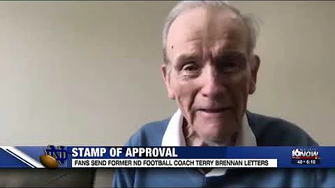 Fighting Irish fans send letters to former Notre D...