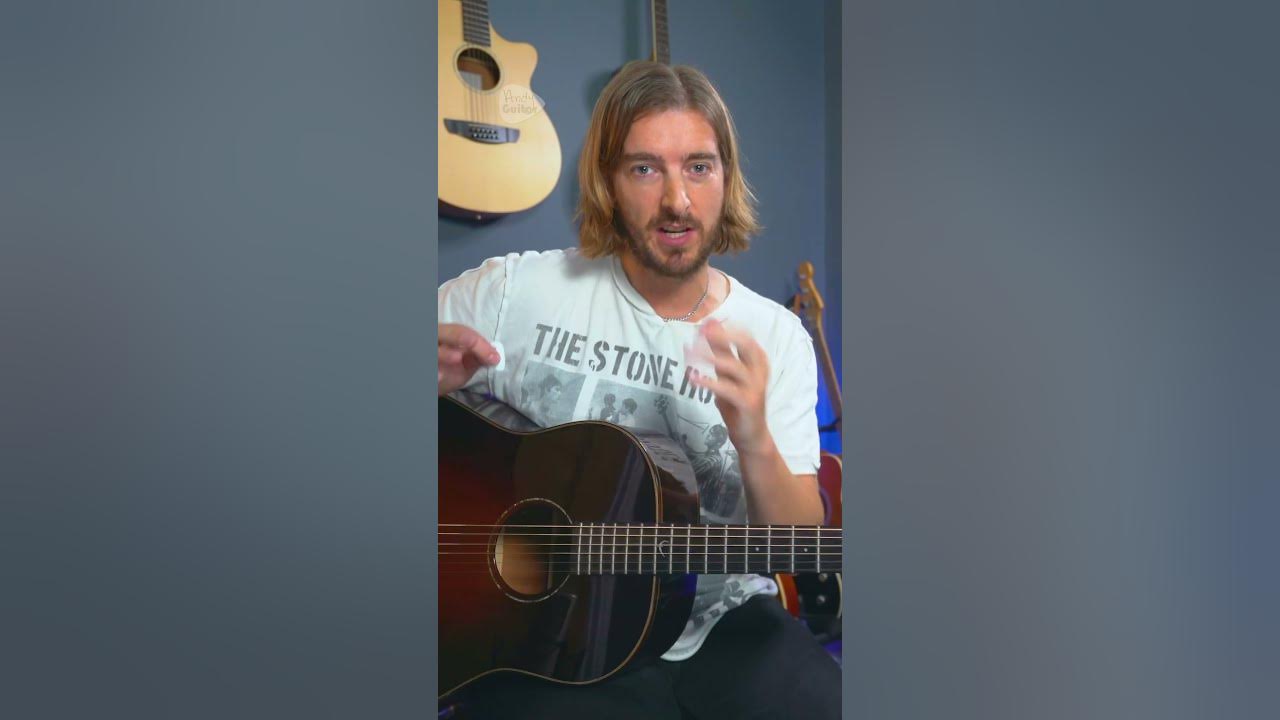 How to play Wonderwall by Oasis on acoustic guitar