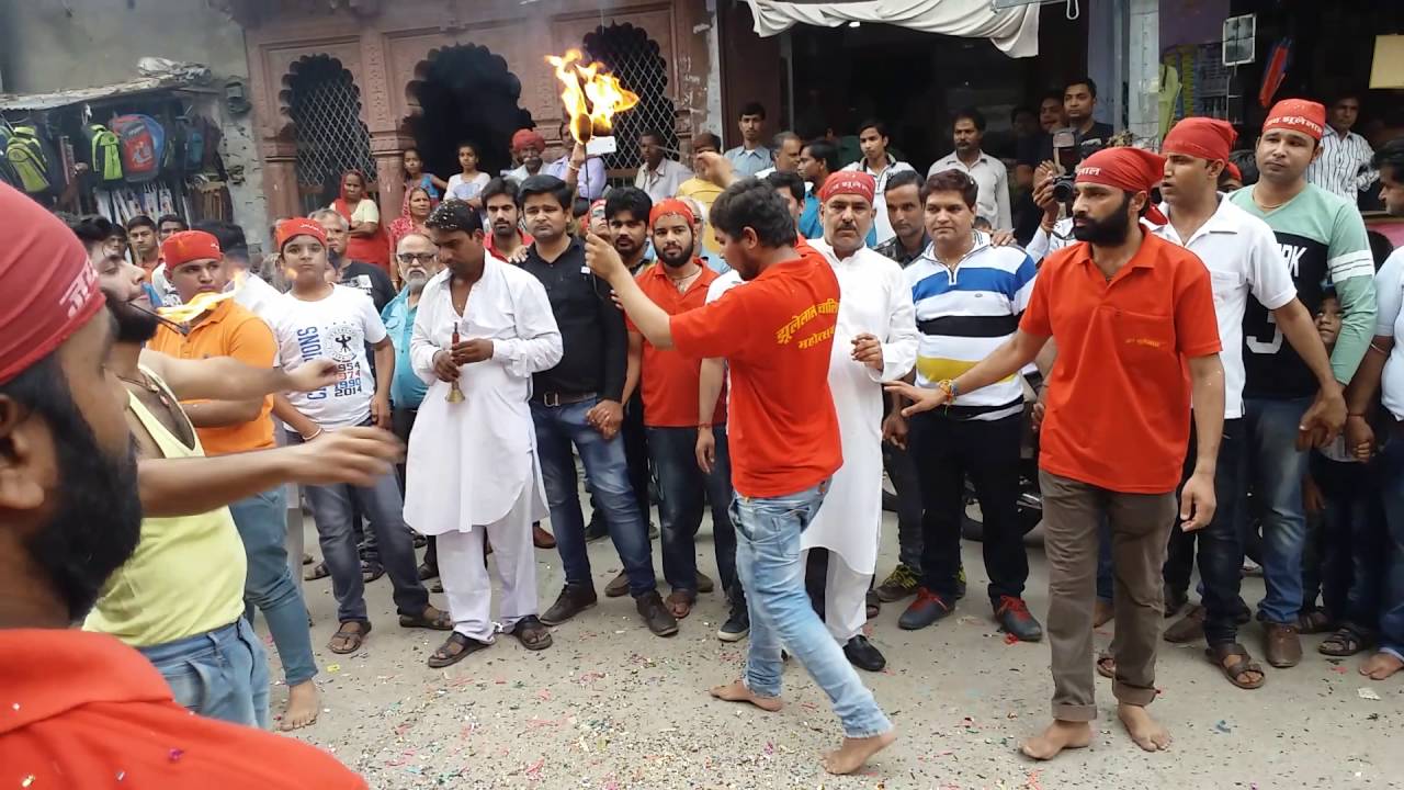 Bhim Rajsamand Image Jhulelal Chaliya saheb (Man with Fire) Bhim Rajsamand Rajasthan - YouTube