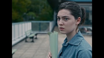 ノーベル文学賞受賞作家、アニー・エルノーの小説を映画化、『あのこと』 予告編【2022年12月2日公開】