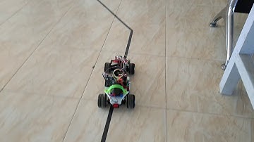 Line Follower Robot - ackerman steering mechanism