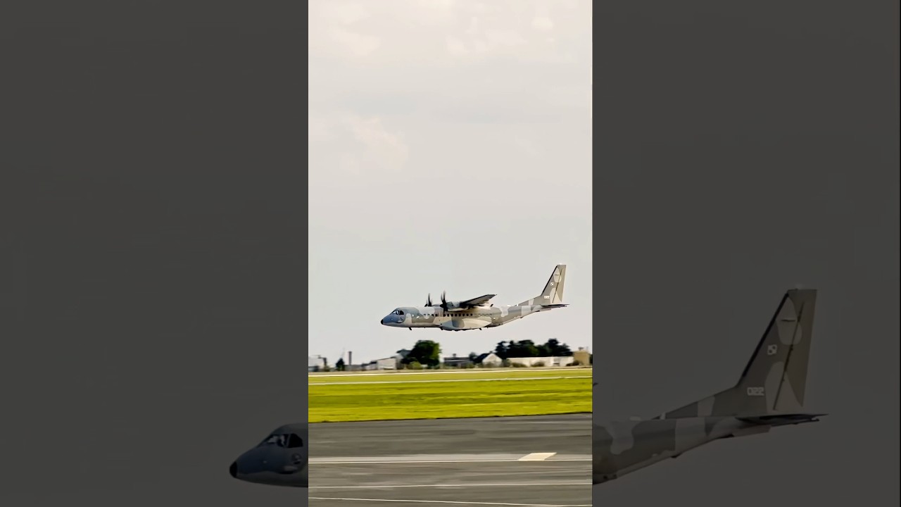 CASA C-295 of the Polish Armed Forces: Low-Altitude High-Speed Pass & Sudden Climb 