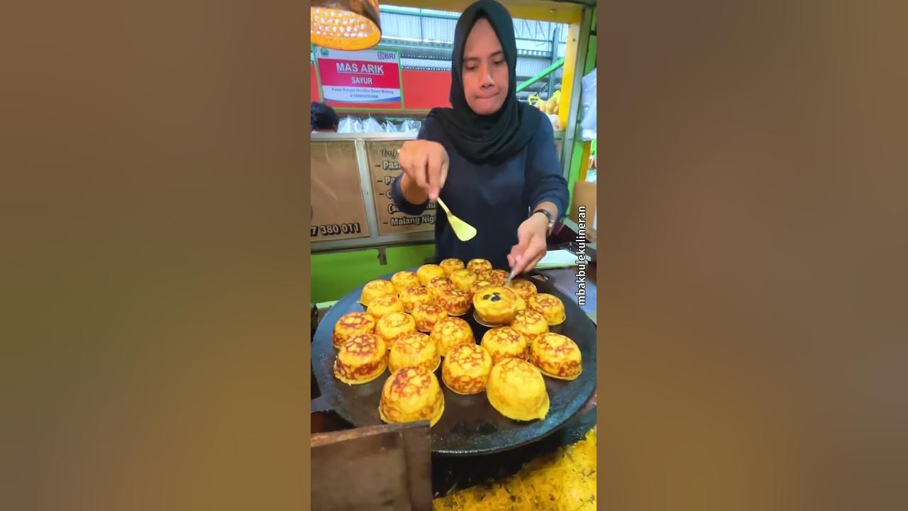 KUE LUMPUR KENTANG WOLAK WALIK ANTRI SAMPE 2 JAM BUSET DAH #malangkuliner #food #kuliner #kuelumpur