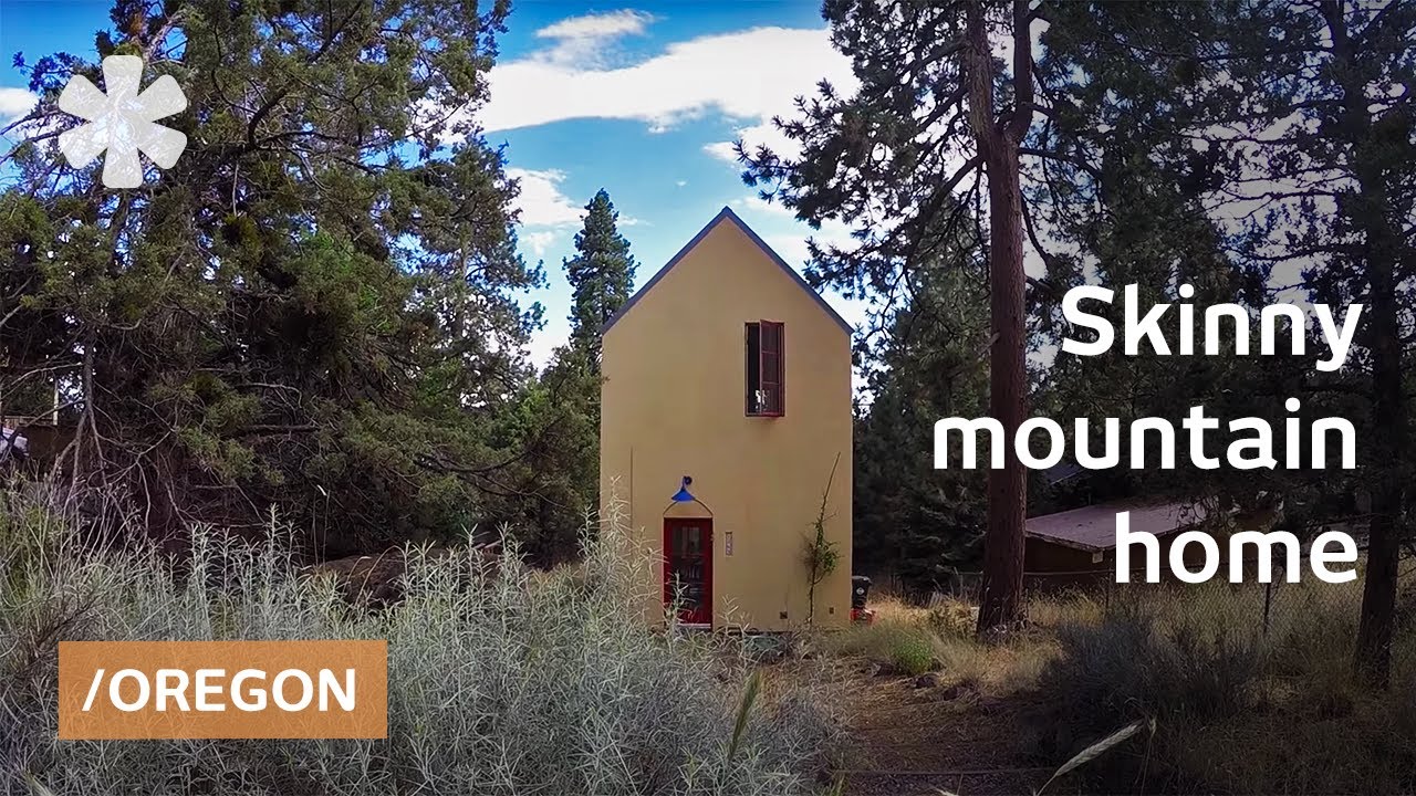 High desert skinny home feels big facing Bend's mountains
