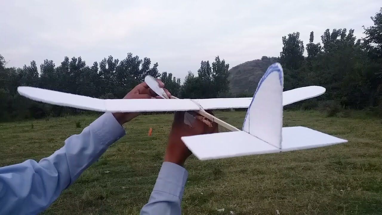 Flight Test Airplane Rubber Band Powered Free Flight Model