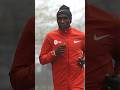 ELIUD KIPCHOGE WITH A 2:09:23 IN BOSTON #eliudkipchoge #bostonmarathon #nike