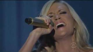 Carrie Underwood \/ Temporary Home (Live performance at the ACM)