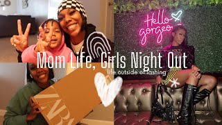 Daily Vlog: GRWM | Girls Night Out| Packages| Clients screenshot 5