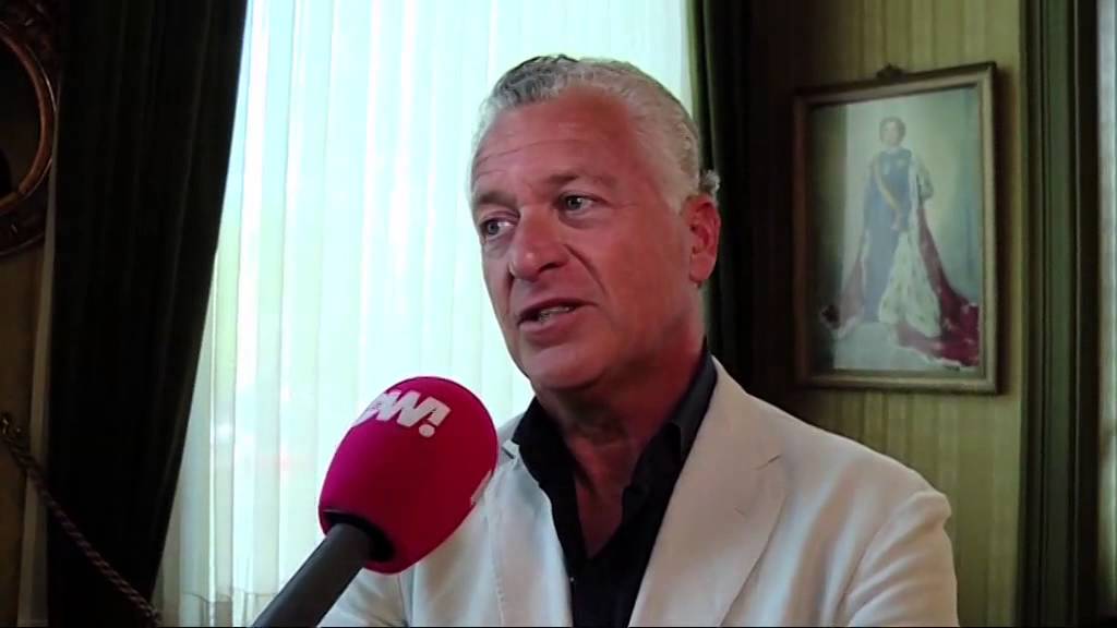 Voedselpakket voor werkloze Bram Moszkowicz YouTube Voedselpakket voor werkloze Bram Moszkowicz YouTube