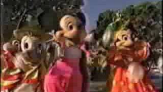 Disneyland opened the rose parade with a production number to promote
their 35th anniversary.