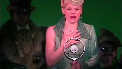 Megan Hilty's PERFECT ACTING in Thank Goodness (Live from "Wicked")