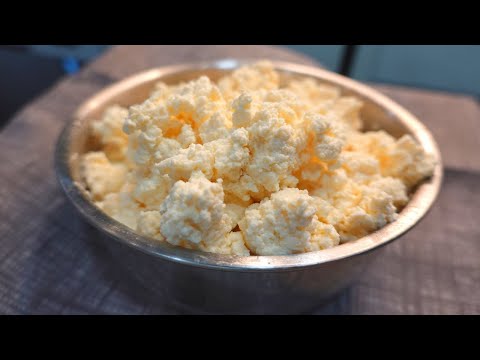 Видео рецепт Вкусный домашний творог из молока и сметаны