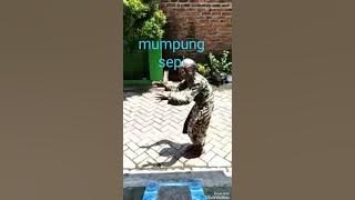 Nenek nenek goyang rege