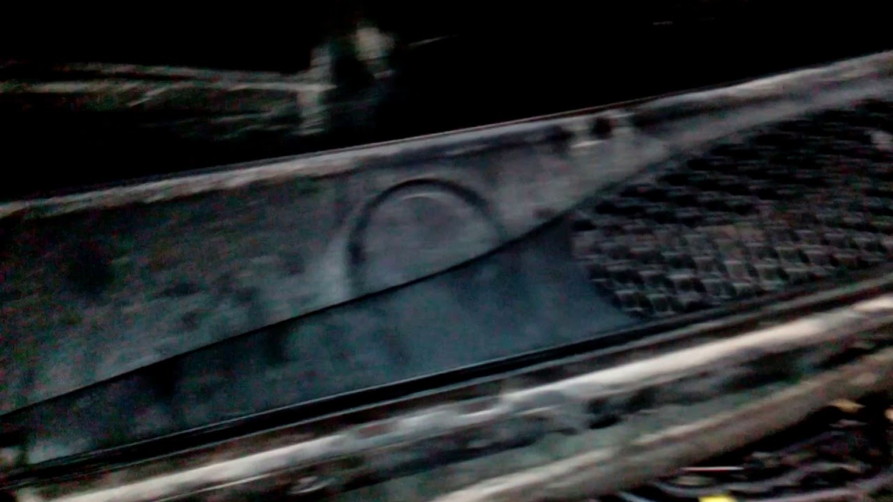 Как снять регулятор давления Пежо партнёр 1,6HDI - YouTube