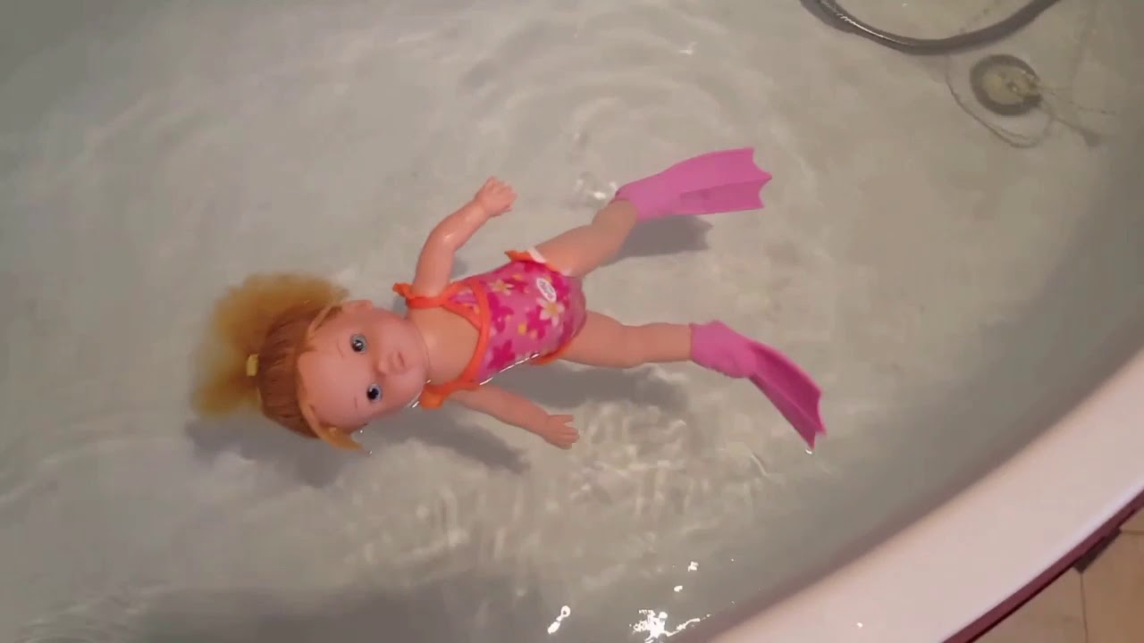 baby born mommy look i can swim doll