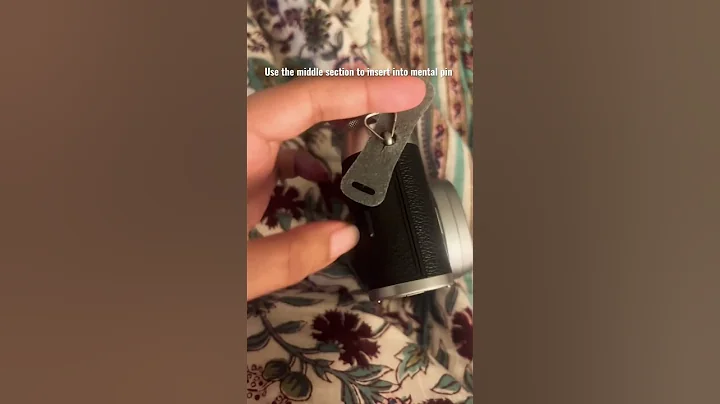 Fujifilm x100v, how to add camera straps with metal + leather strips from the unboxing