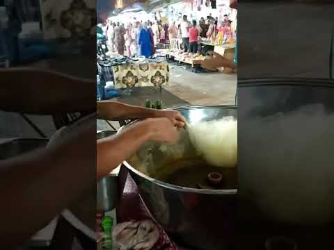 غزل البنات حلو ولذيذ     