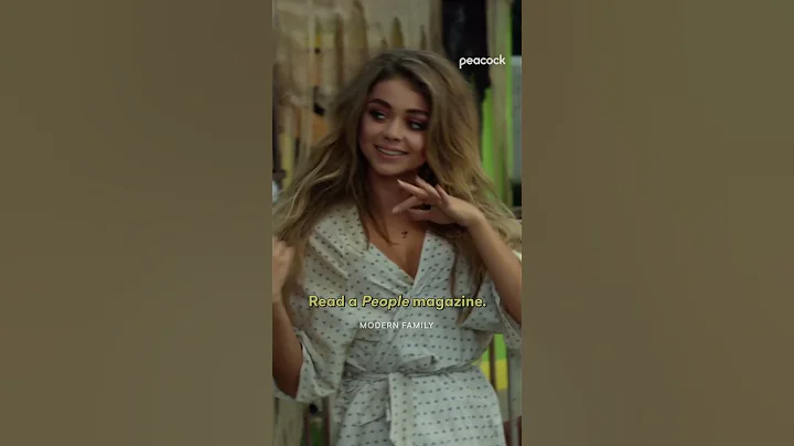 Who says Halloween has to be scary? #ModernFamily #HaleyDunphy #PhilDunphy #ClaireDunphy #Shorts