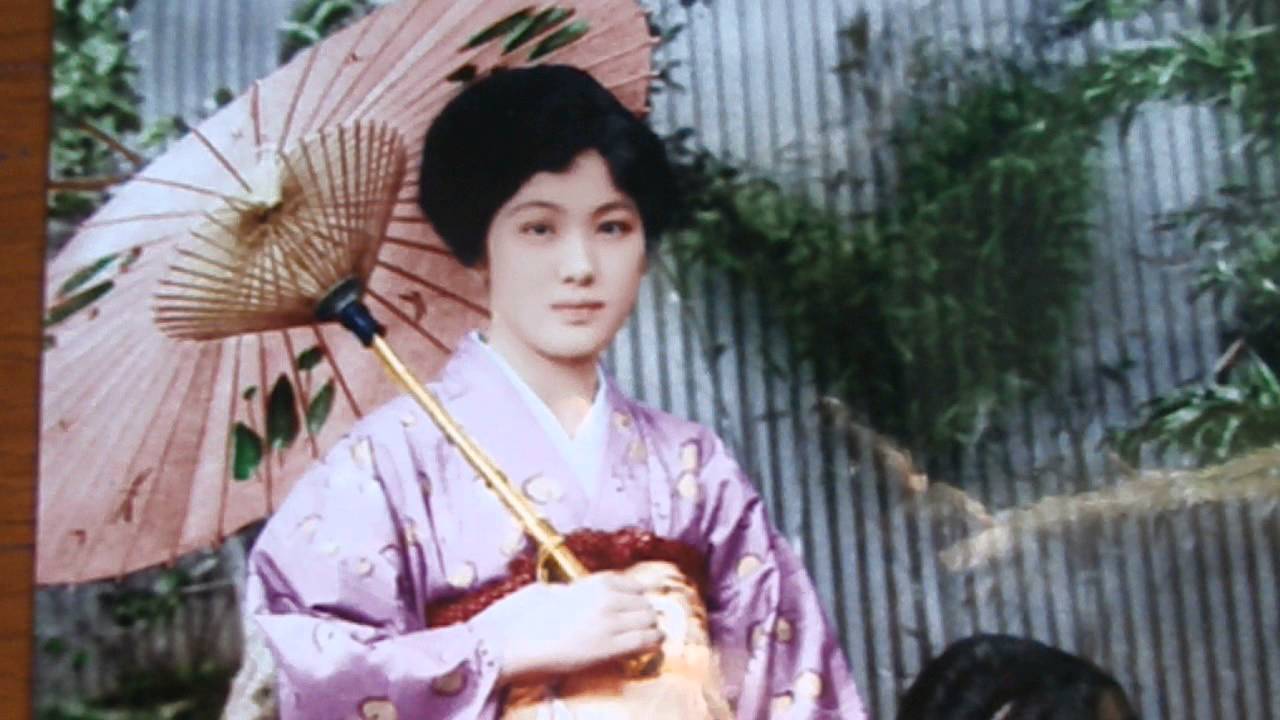 昭和初期の写真をカラー写真へ復元☆ - YouTube