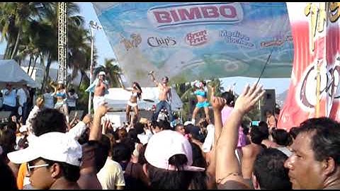 Thumbnail of Axe Bahia - Beso En La Boca (2011)