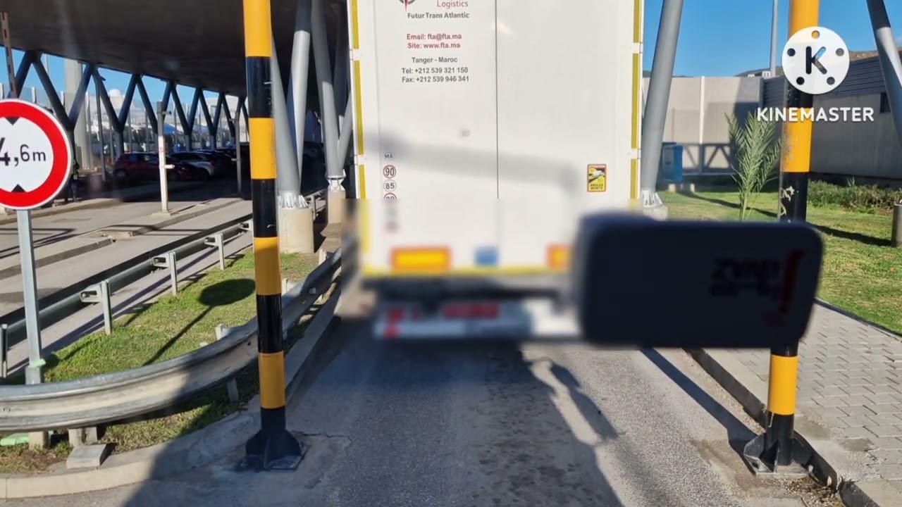 للمبتدئين مراحل عبور الشاحنة من مناء طنجة المتوسط إلى مناء الجزيرة الخضراء خطوة بخطوة 