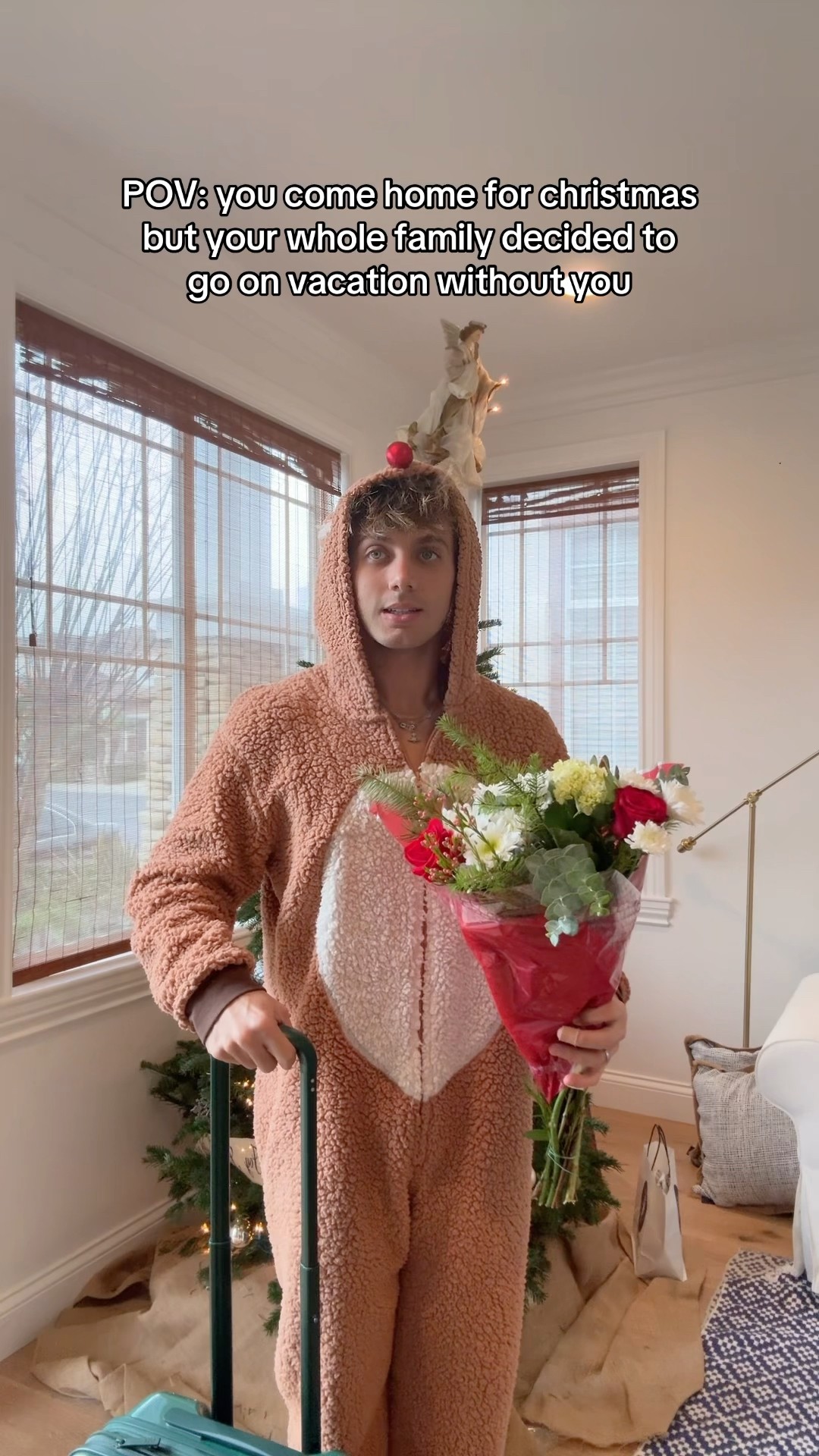 i even wore my special reindeer onesie ? #sheadurazzo #christmas #family