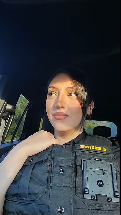 POLICE WOMAN FARTING credit:martineza91 #shorts #farting #farts