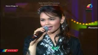 Siti Nurhaliza ft M.Nasir- Satu Hari Di Hari Raya