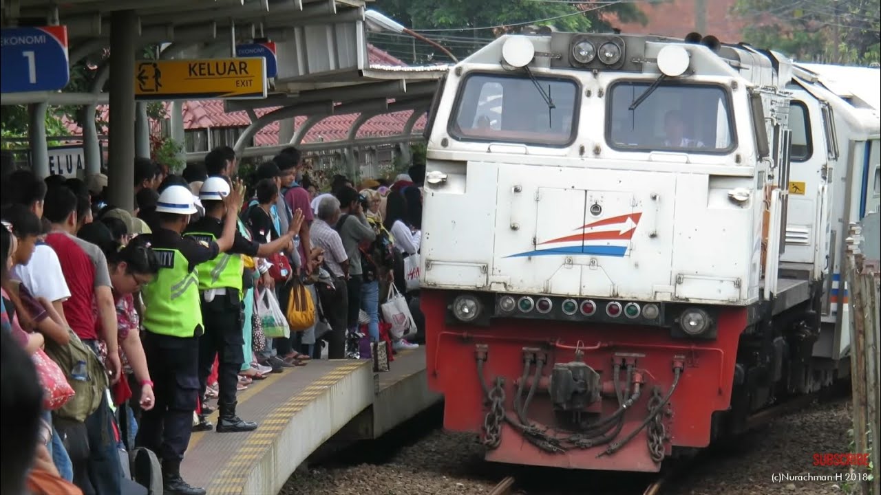 dari Bogor ke Sukabumi naik kereta api Pangrango kelas Ekskutif