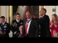 Willie Mays Awarded Presidential Medal Of Freedom の動画、YouTube動画。
