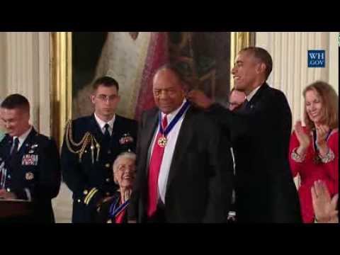 Willie Mays Awarded Presidential Medal Of Freedom