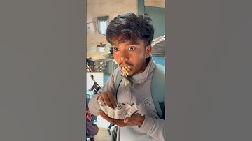 Phone chori ho gya 😭😭 #funny #comedy #train #inthetrain #railwaystation #traincomedyvideo