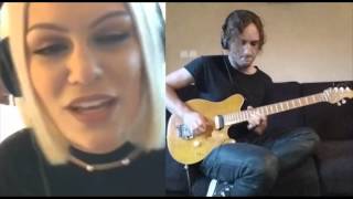 Flashlight - Jessie J & Andre Antunes | Guitar Solo | Smule Sing!