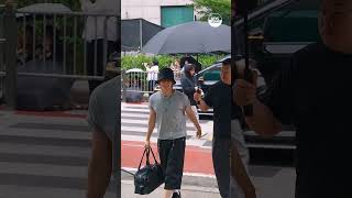 MJ (엠제이) 뮤직뱅크 출근길 | 260821