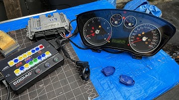 Part 1 Ford Focus Pats codes 11 13 15 and reprogramming a faulty cluster after flat battery part 1