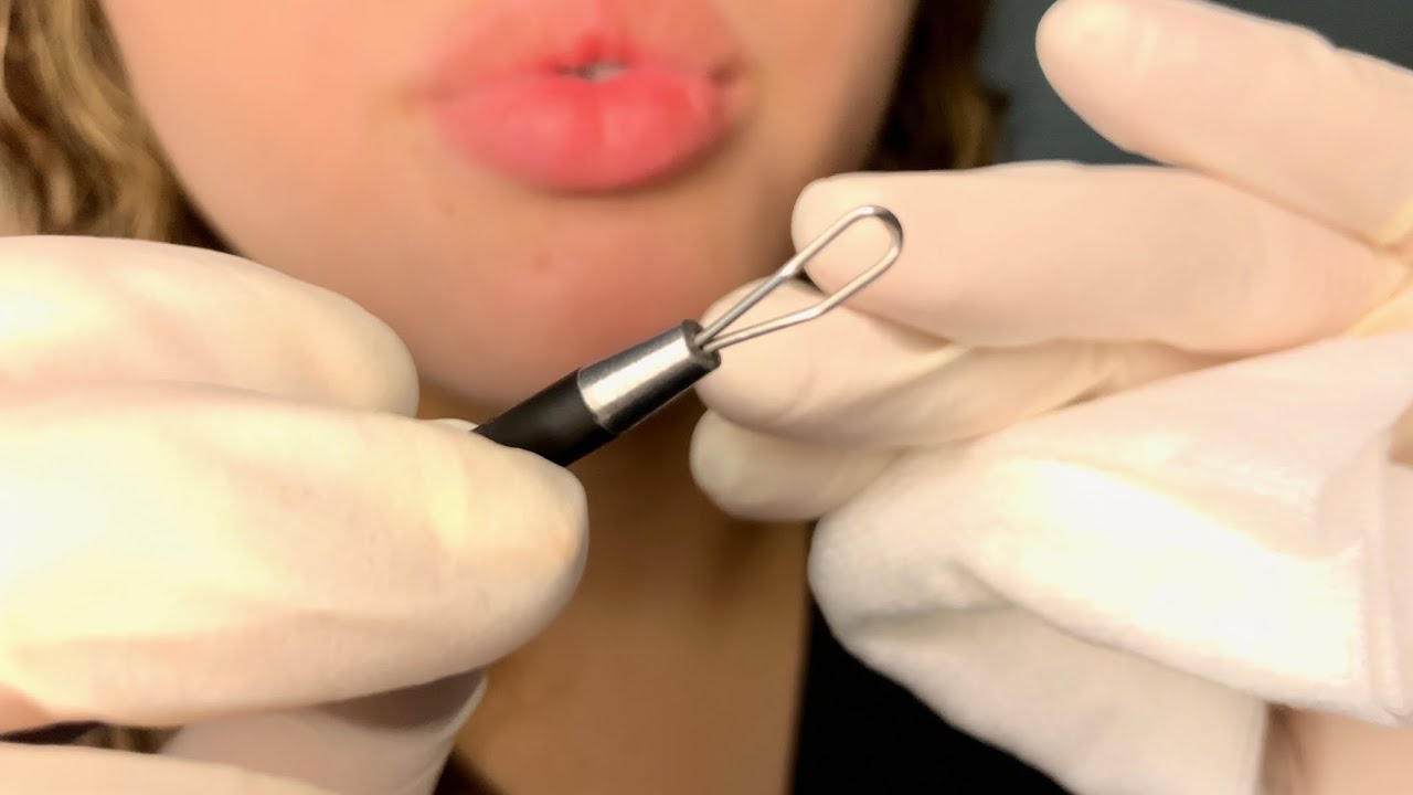 Roleplay ~ Consulta De Acne Con Tu Dermatóloga 👩🏻‍⚕️ | ASMR Español