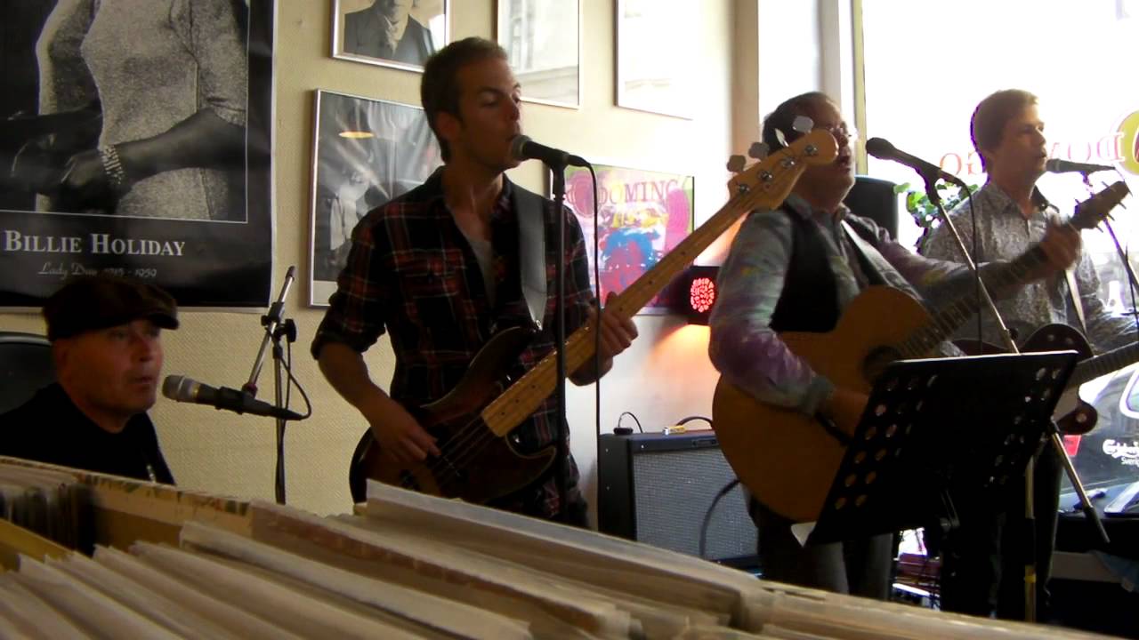 Baby come back The Mop Tops YouTube